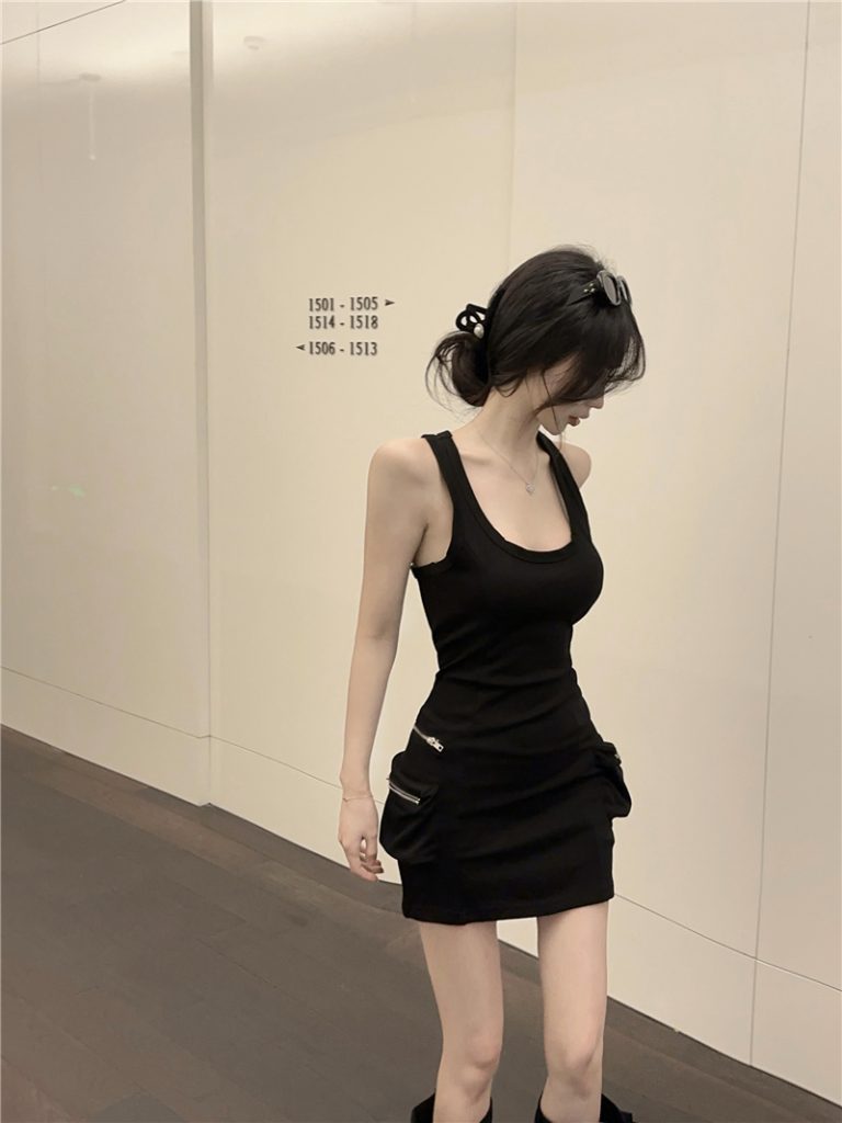 Black Sleeveless Bodycon Cargo Dress Summer 2026