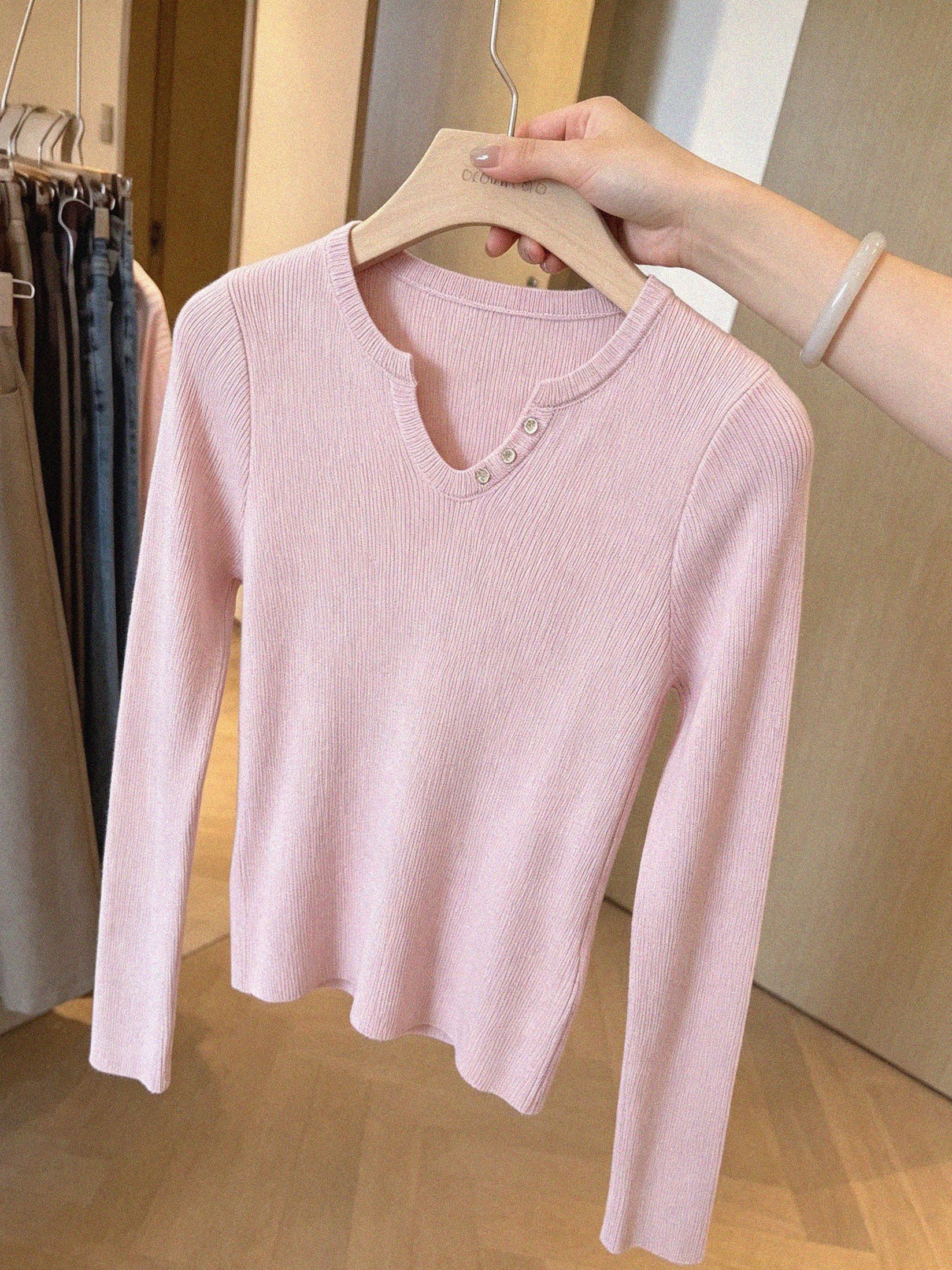 Korean Style V-Neck Long Sleeve Knit Sweater for Women Slimming Versatile Base Top - Image 4