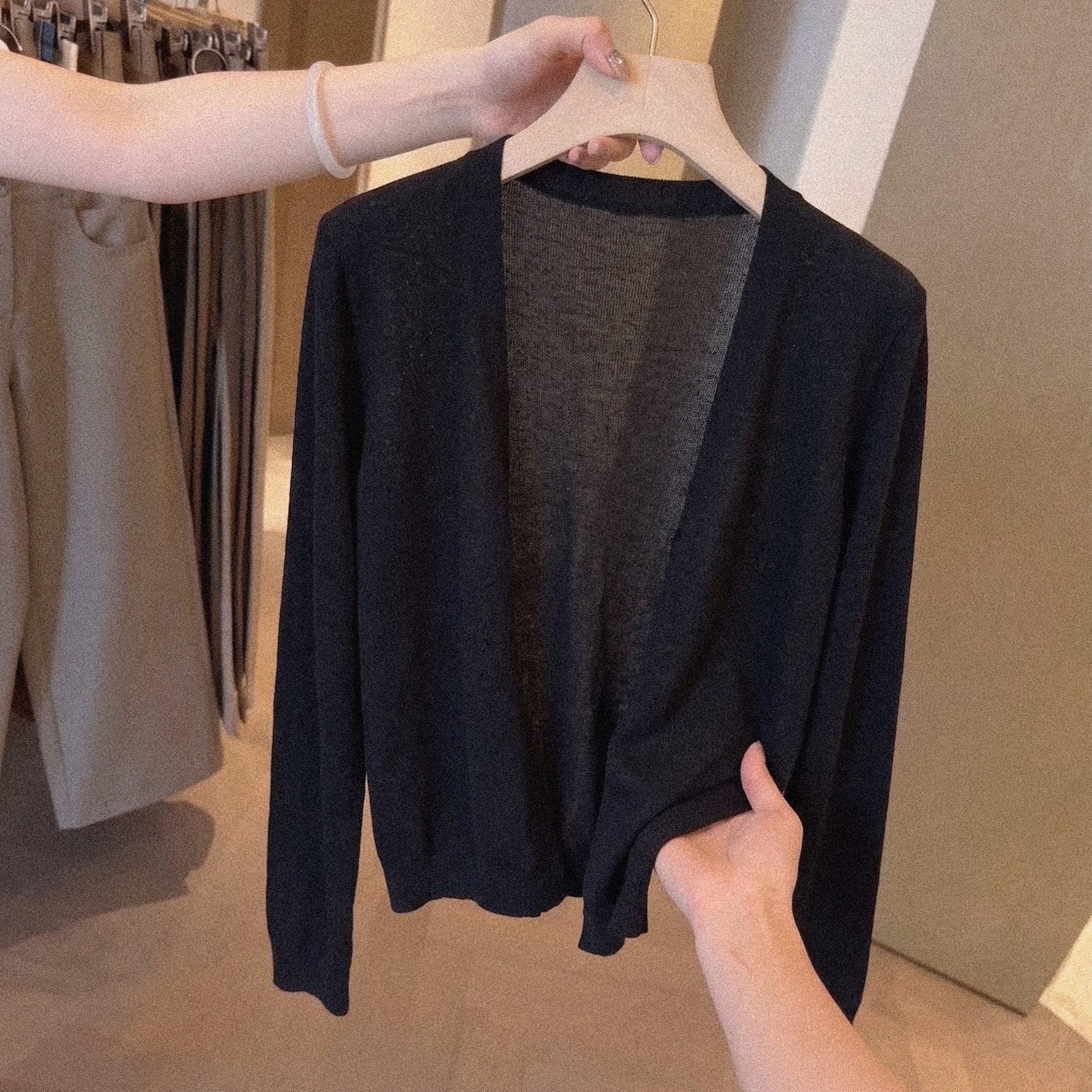Korean Style Light Knit Cardigan Women's Short Loose Sweater - Image 5
